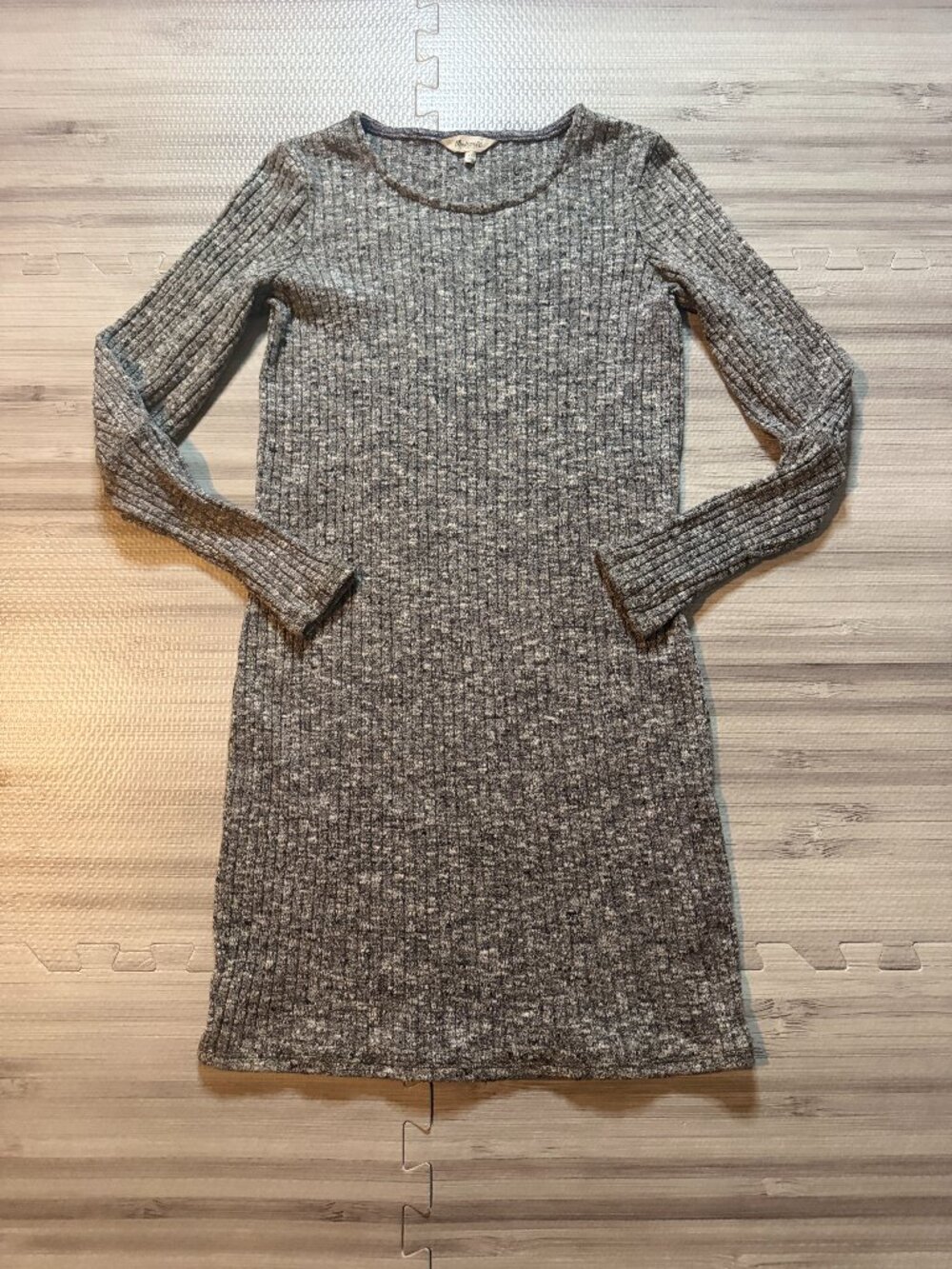 Madewell Women's Gray Ribbed Long Bubble-Sleeve Dress